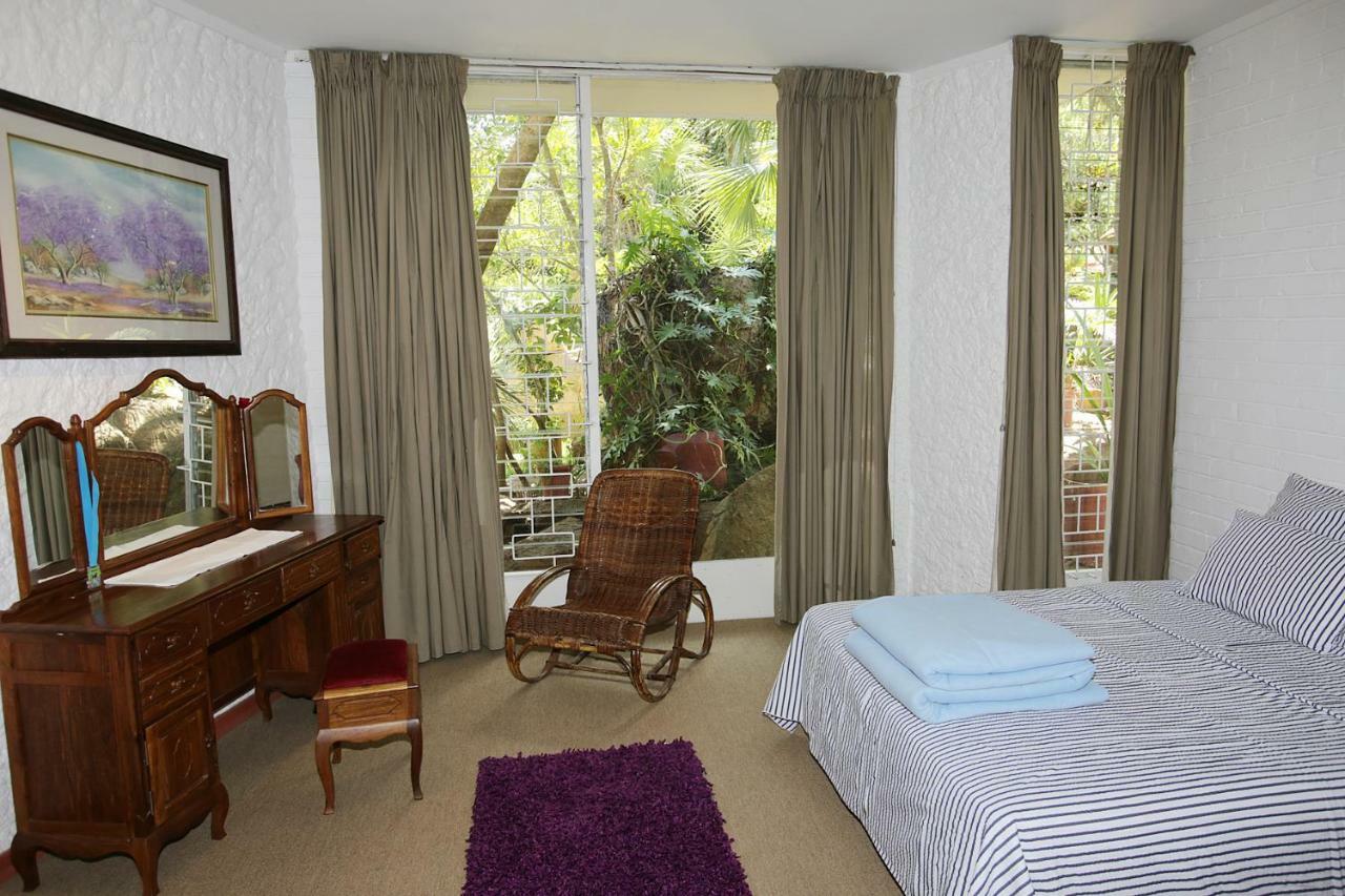 Fleming Place Bulawayo Esterno foto